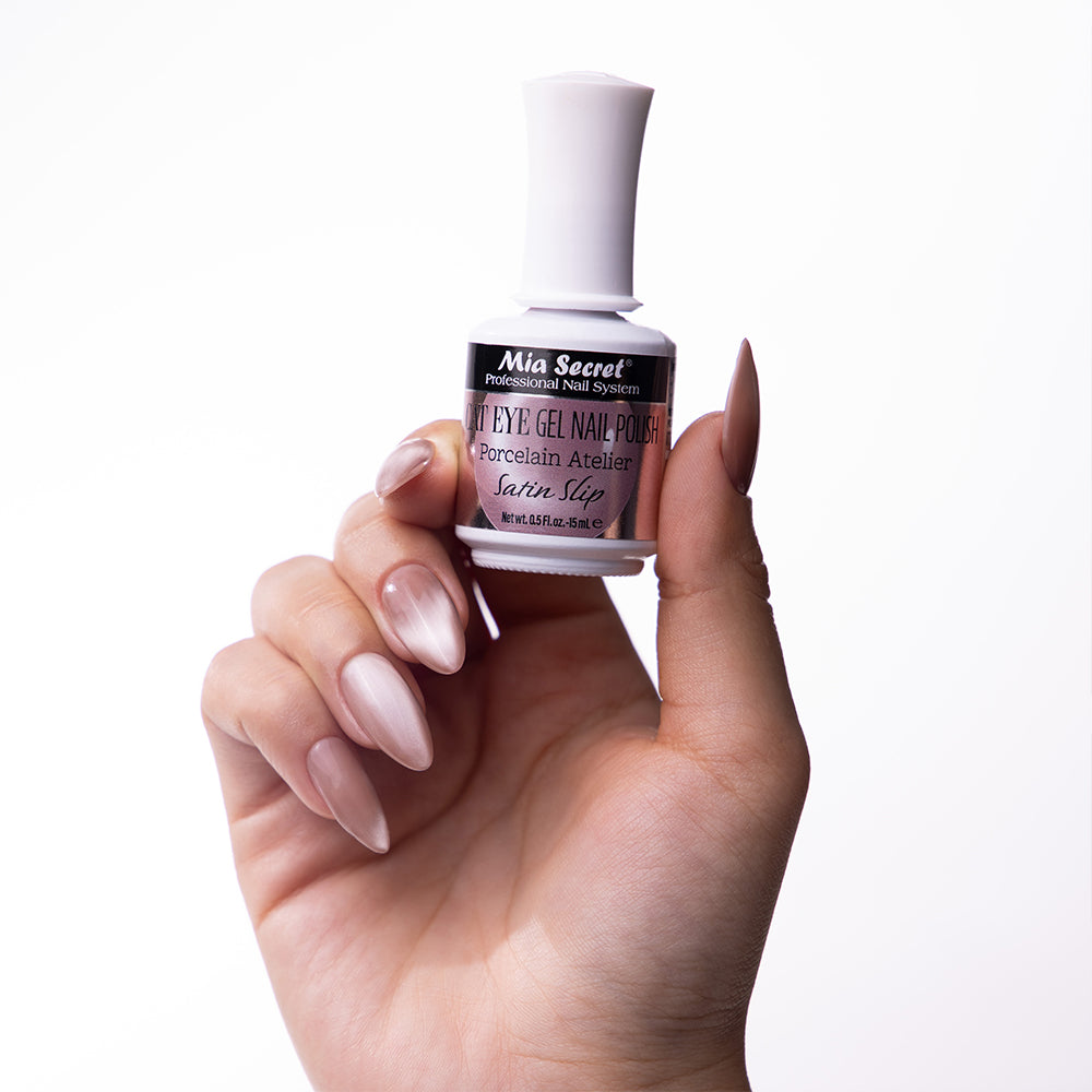 Satin Slip Cat Eye Gel Polish