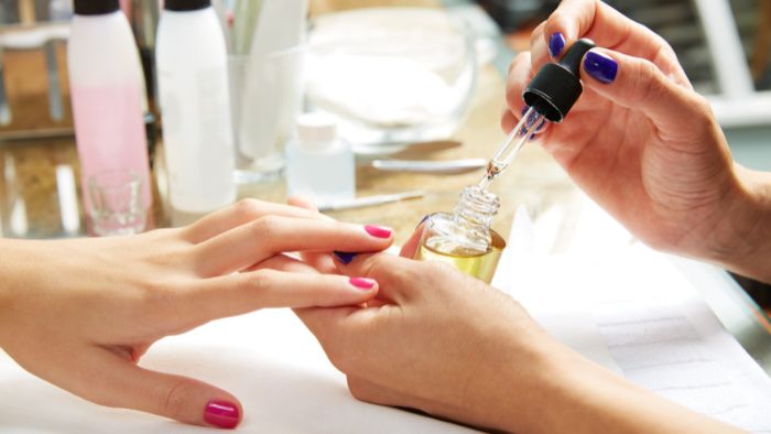 Guide to Top Coat Nail Polish: Everything You Should Know