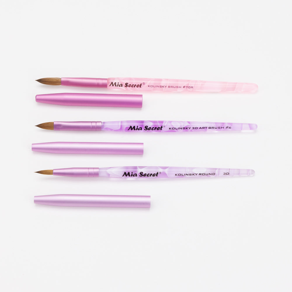 Mia Selects (Kolinsky Nail Brush 7 OR, Kolinsky Nail Brush 06 3D, Kolinsky Nail Brush ROUND 3D))